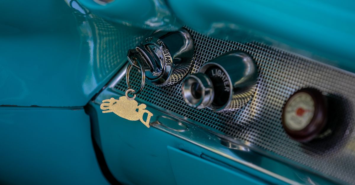 Acura car key fob — Evanston Locksmith Inc