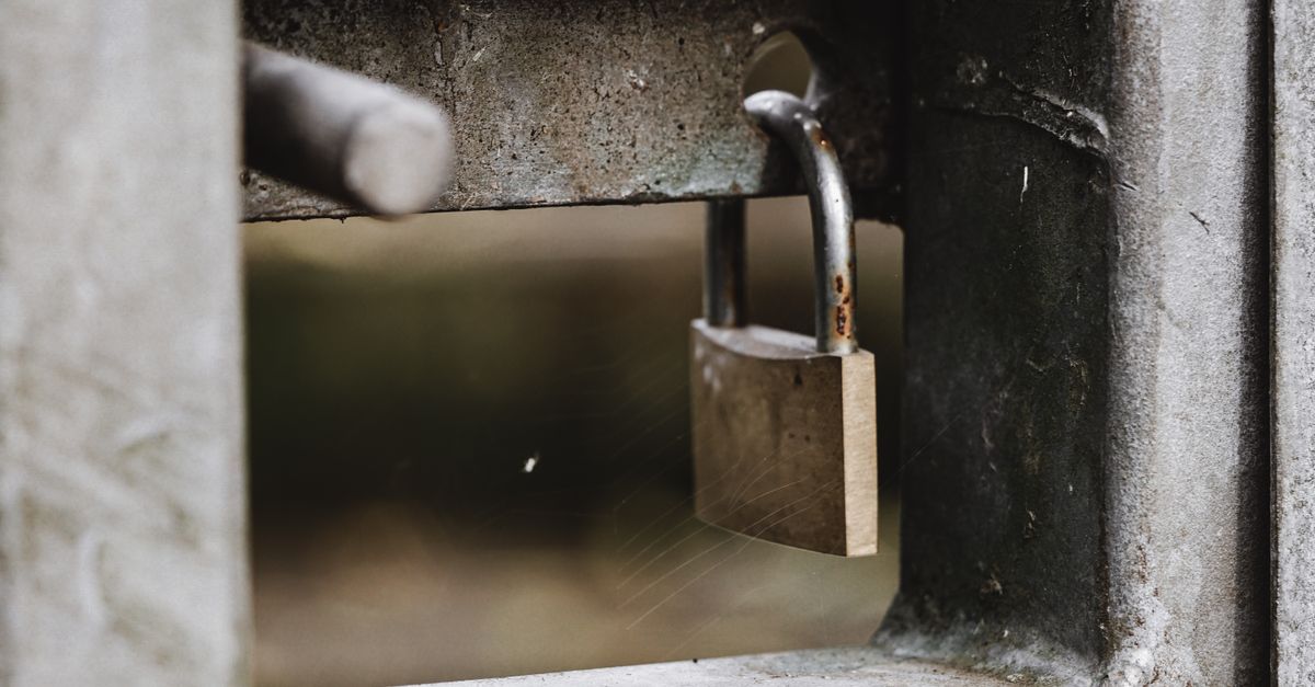 Mortise vs. Cylindrical Locks: Which Is Right for Your Door? — Evanston Locksmith Inc