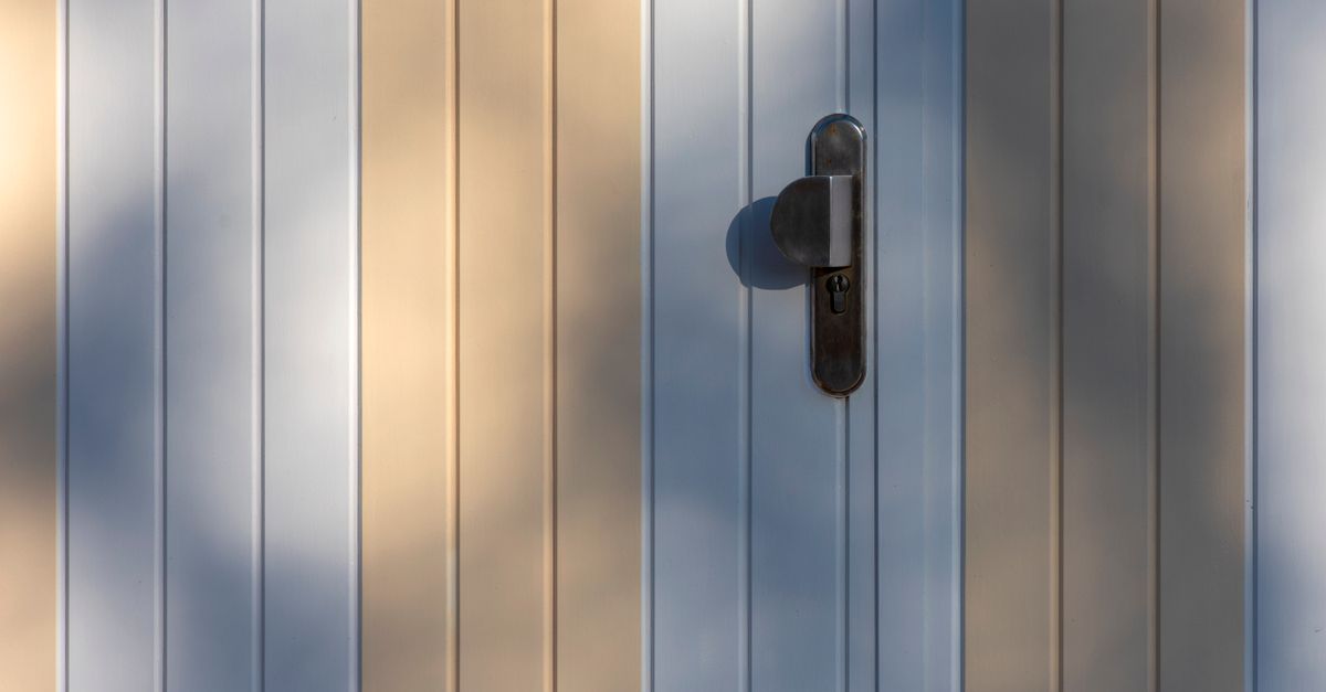 door security hardware — Evanston Locksmith Inc