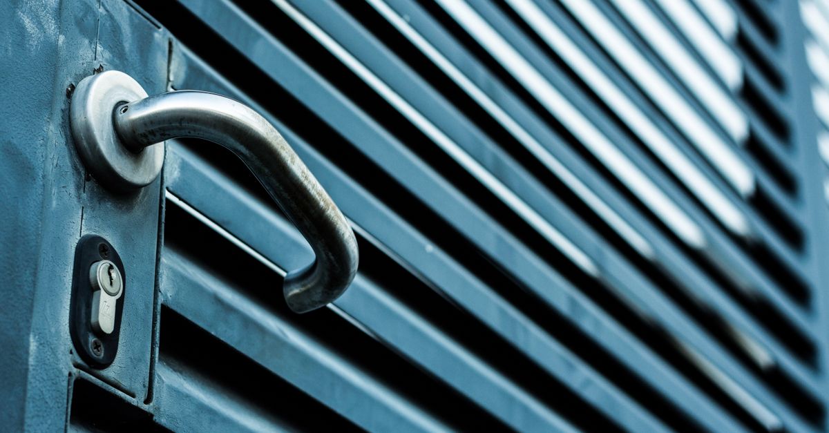 locksmith service technician — Evanston Locksmith Inc